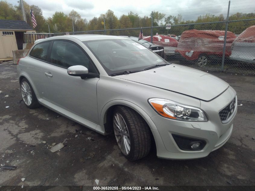2013 VOLVO C30 T5 - YV1672MK6D2311580