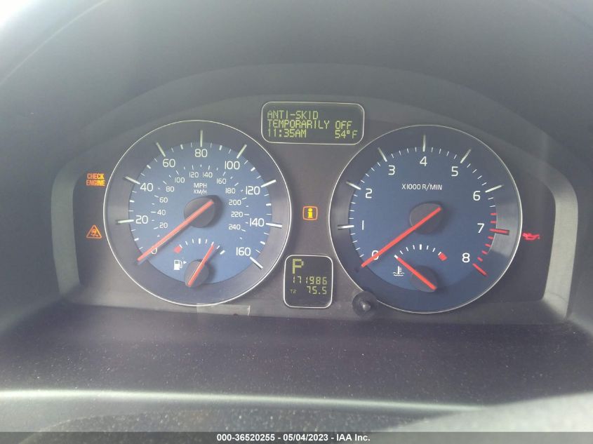 2013 VOLVO C30 T5 - YV1672MK6D2311580