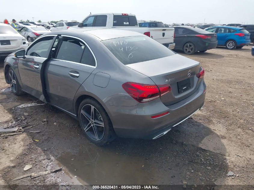 2022 MERCEDES-BENZ A-CLASS A 220 - W1K3G4EB8NJ366239