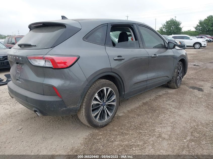 2022 FORD ESCAPE SE - 1FMCU0G61NUB92312