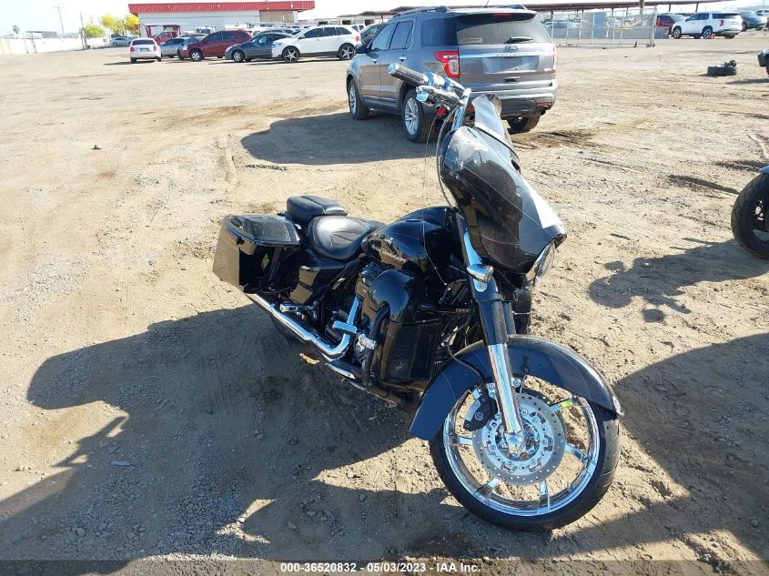 1HD1PXF14HB958288 HARLEY-DAVIDSON FLHXSE CVO STREET GLIDE 2017