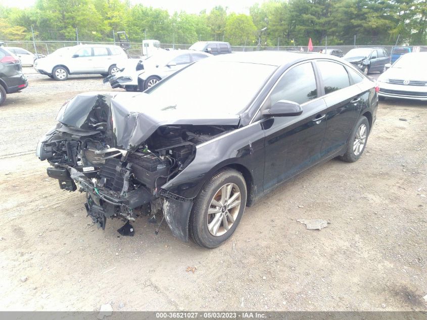 2015 HYUNDAI SONATA 2.4L SE - 5NPE24AF2FH213974