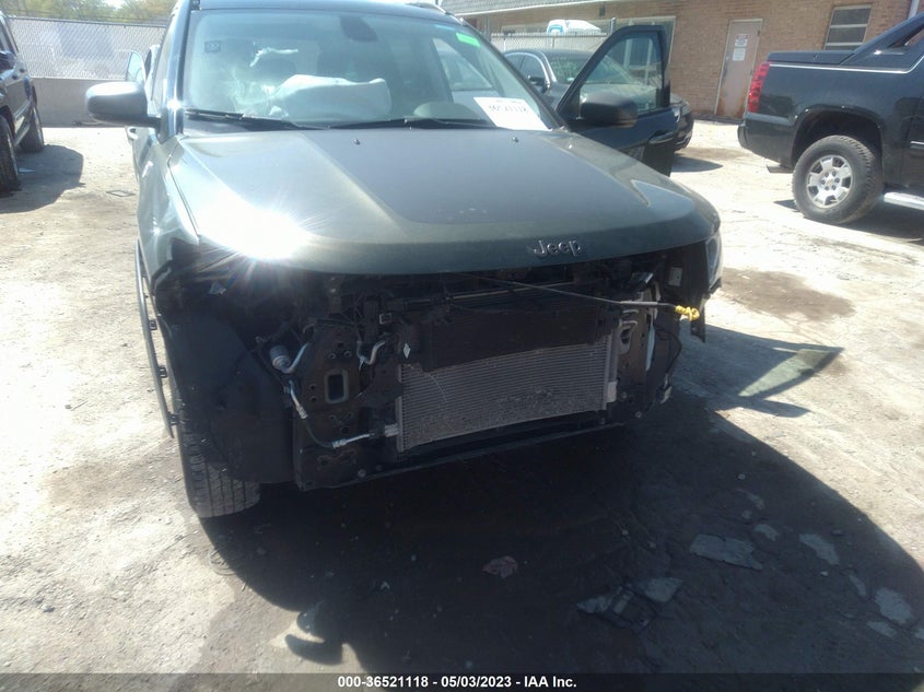 VIN 3C4NJDDBXKT795960 2019 JEEP COMPASS TRAILHAWK