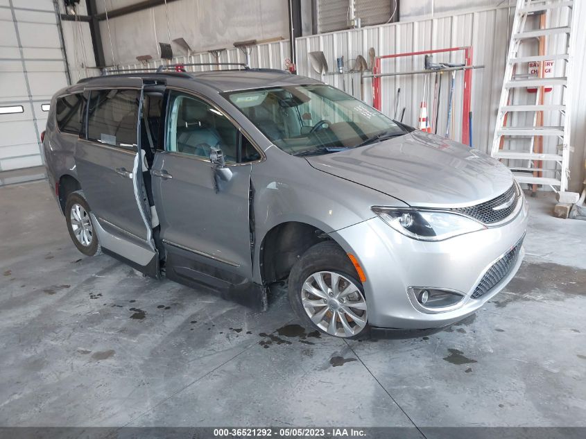 2017 CHRYSLER PACIFICA TOURING-L - 2C4RC1BG4HR527071