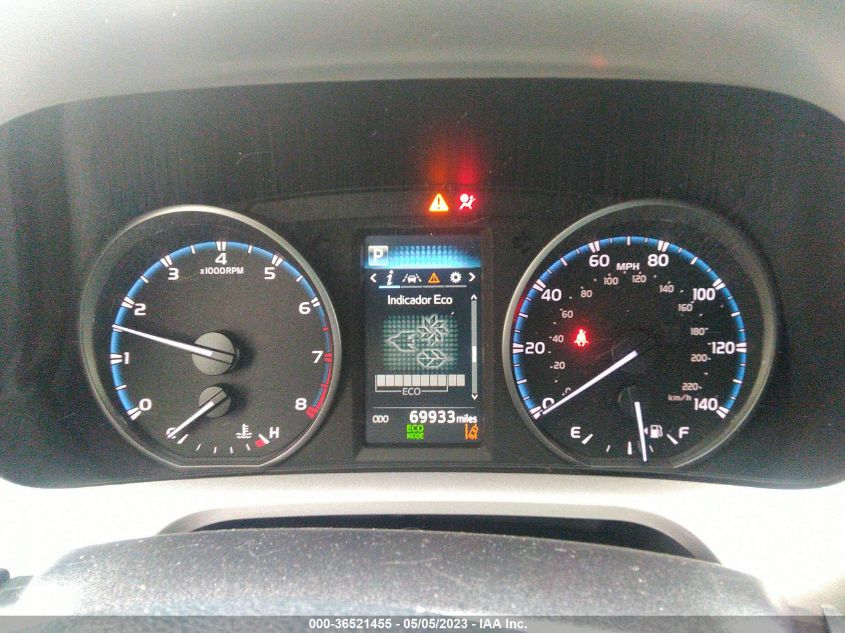 2017 TOYOTA RAV4 LE - JTMZFREV2HJ137834