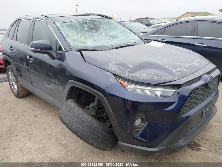 2020 TOYOTA RAV4 XLE PREMIUM - 2T3C1RFV5LW077657