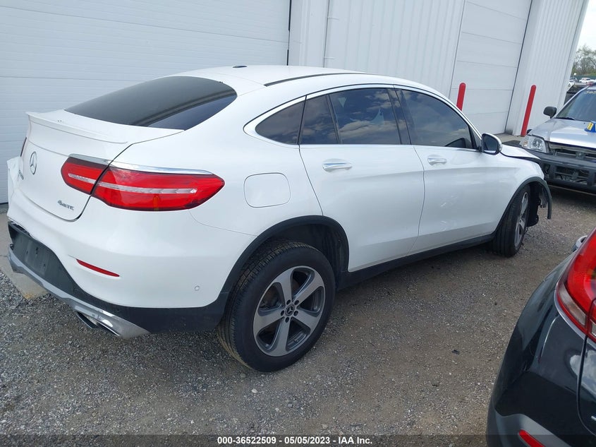 VIN WDC0J4KB5KF577863 2019 MERCEDES-BENZ GLC GLC 300