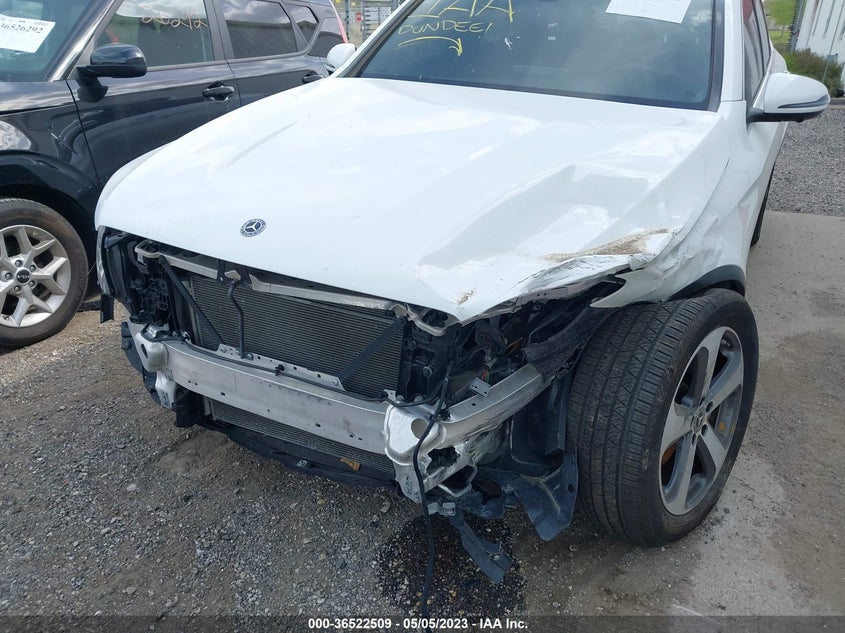 VIN WDC0J4KB5KF577863 2019 MERCEDES-BENZ GLC GLC 300