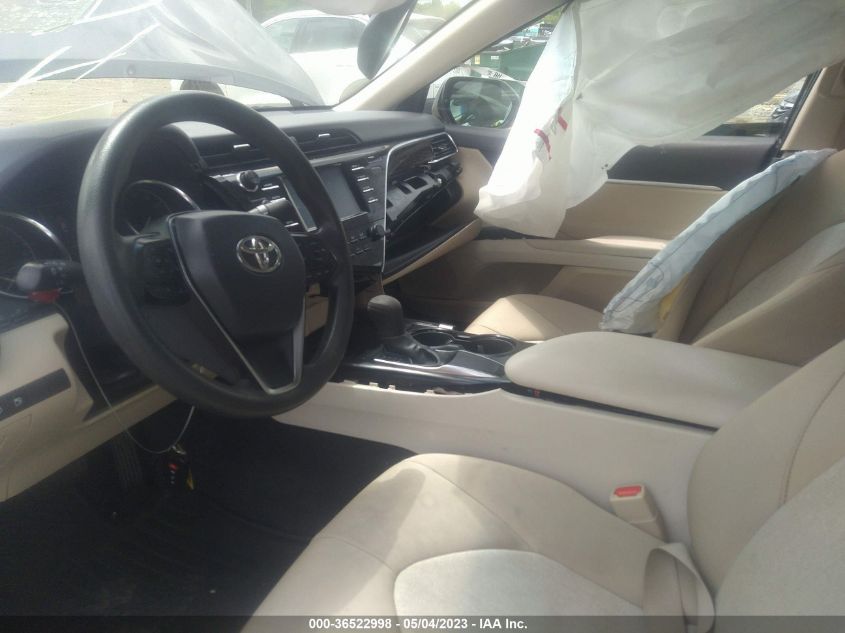 2018 TOYOTA CAMRY LE/SE/XLE/L - 4T1B11HKXJU558154
