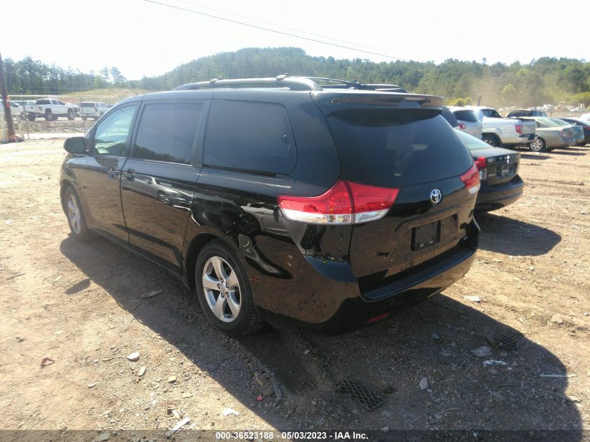 2013 TOYOTA SIENNA LE - 5TDKK3DCXDS359285