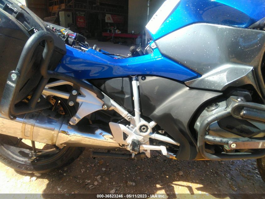2021 BMW R 1250 RT - WB10L0308M6E42742