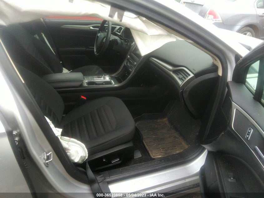 VIN 3FA6P0HD3JR130651 2018 FORD FUSION SE