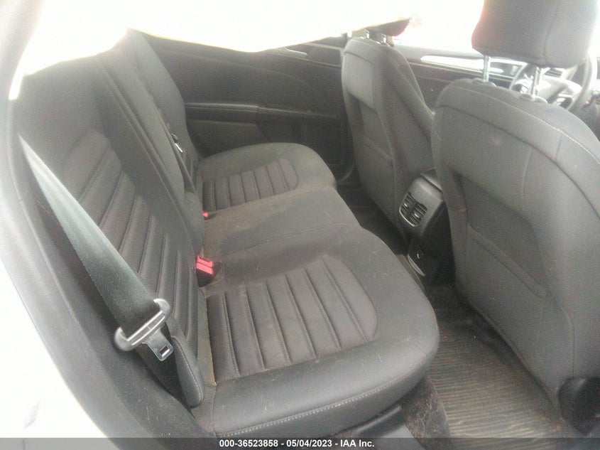 VIN 3FA6P0HD3JR130651 2018 FORD FUSION SE