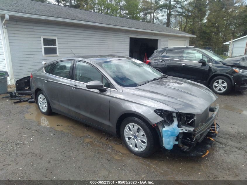 2013 FORD FUSION S - 3FA6P0G77DR257015