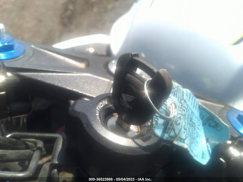 VIN MLHPC6258M5201250 2021 HONDA CBR500 RA