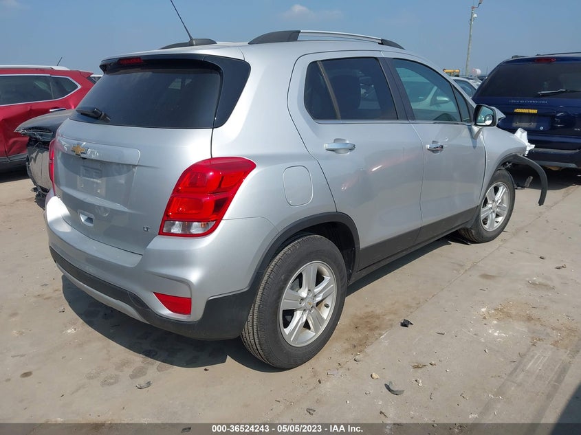 VIN KL7CJLSB1LB028051 2020 CHEVROLET TRAX LT