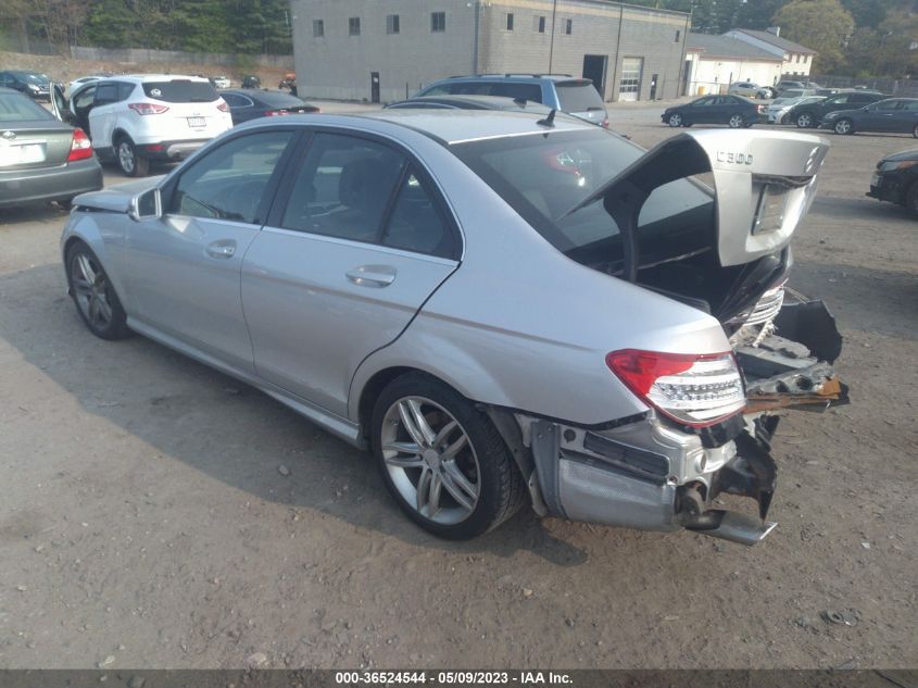 2013 MERCEDES-BENZ C-CLASS C 300 - WDDGF8AB4DA838176
