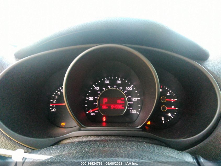 2014 KIA SOUL + - KNDJP3A5XE7052360