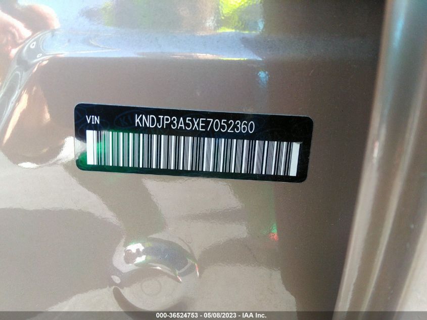 2014 KIA SOUL + - KNDJP3A5XE7052360