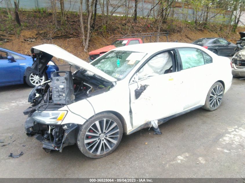 2014 VOLKSWAGEN JETTA SEDAN GLI - 3VW4T7AJ9EM231649