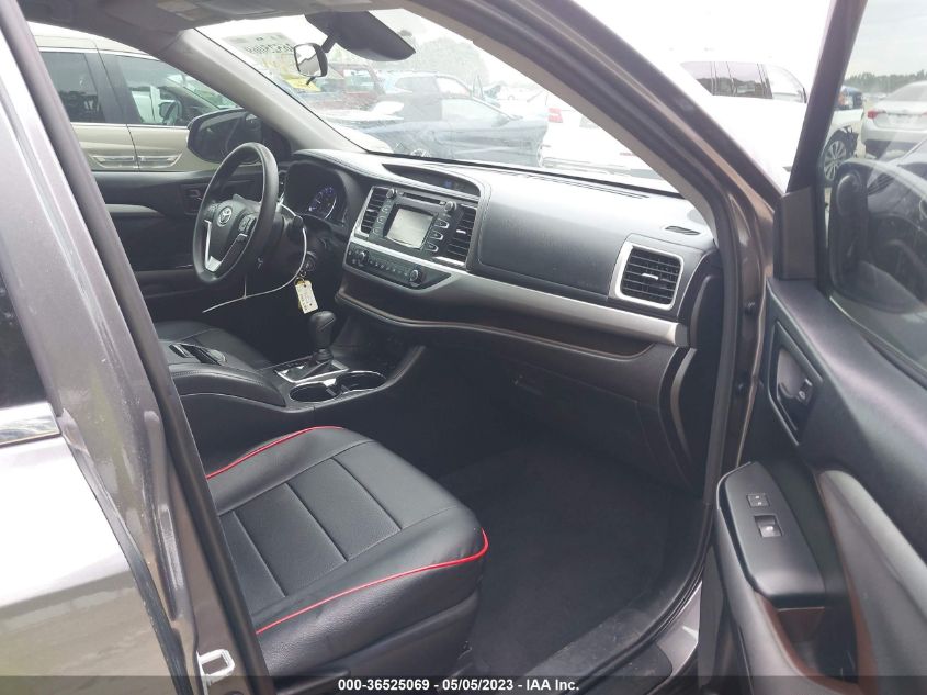 2018 TOYOTA HIGHLANDER LE PLUS - 5TDBZRFH9JS877231