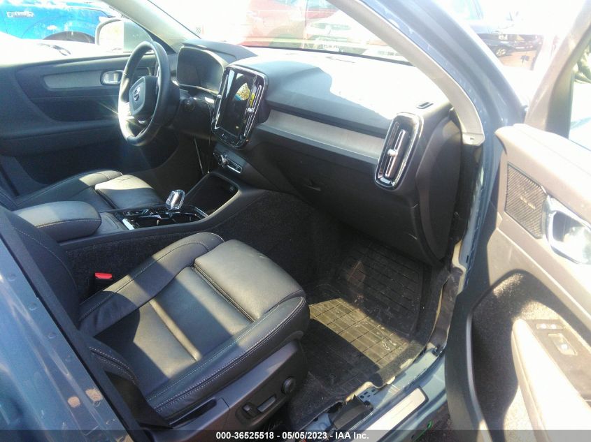 2021 VOLVO XC40 INSCRIPTION YV4162UL0M2549708