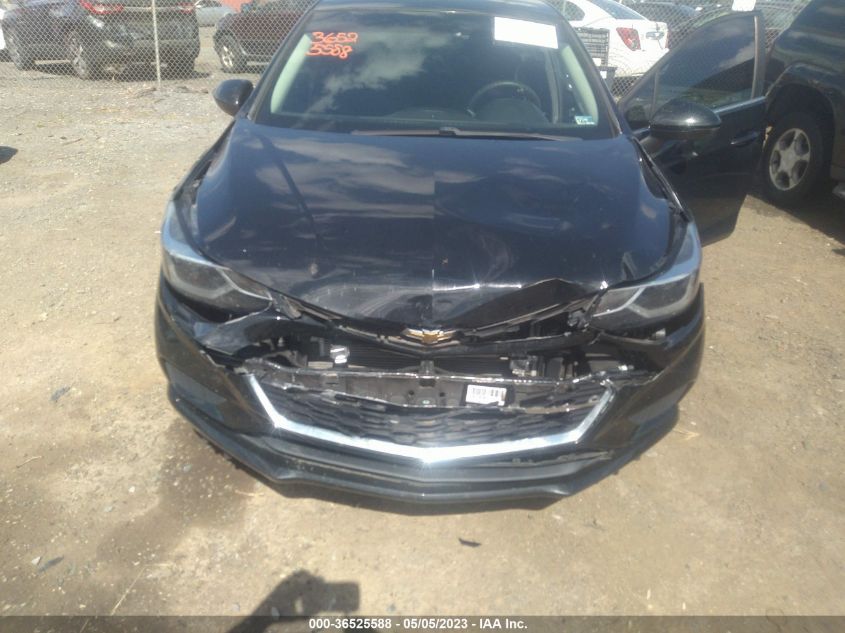2018 CHEVROLET CRUZE LT - 1G1BE5SM6J7128025