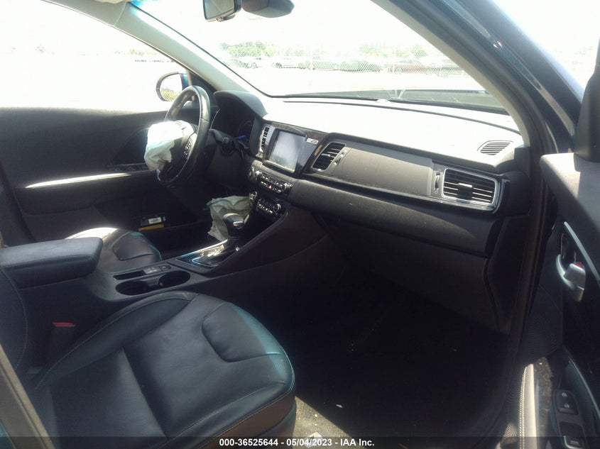 VIN KNDCE3LC2K5331951 2019 KIA NIRO TOURING