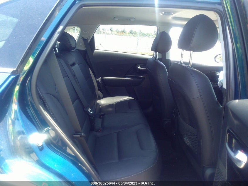 VIN KNDCE3LC2K5331951 2019 KIA NIRO TOURING
