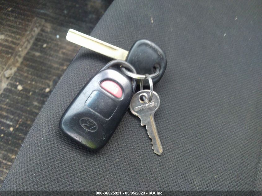 2013 HYUNDAI VELOSTER W/BLACK INT - KMHTC6AD4DU166847