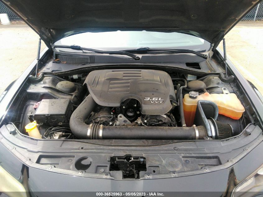 2019 CHRYSLER 300 TOURING - 2C3CCAAG5KH569614