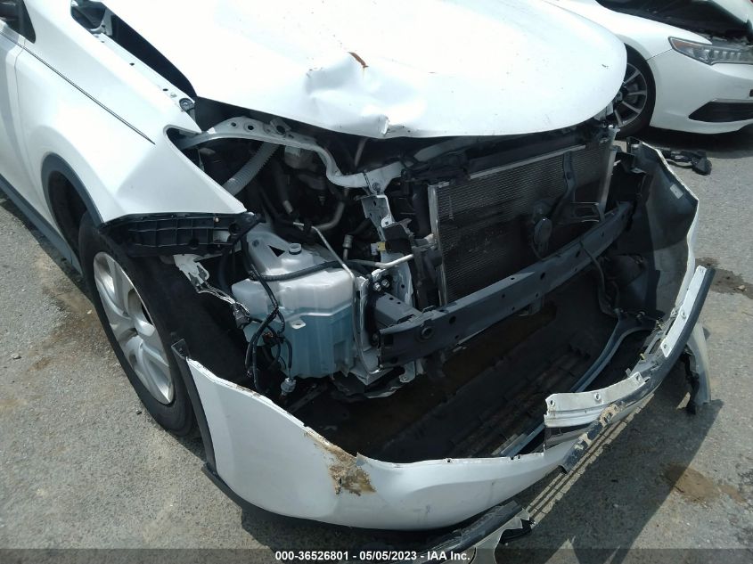 2015 TOYOTA RAV4 LE - JTMZFREVXFJ040054