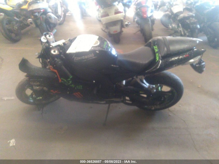 2006 KAWASAKI ZX1000 D6F - JKAZXCD136A012633