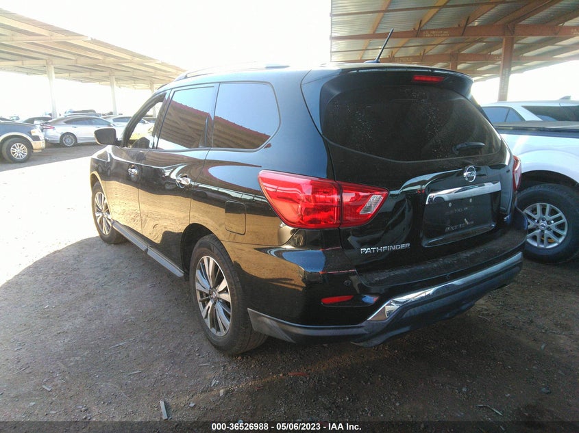 VIN 5N1DR2MN8HC686464 2017 NISSAN PATHFINDER SV