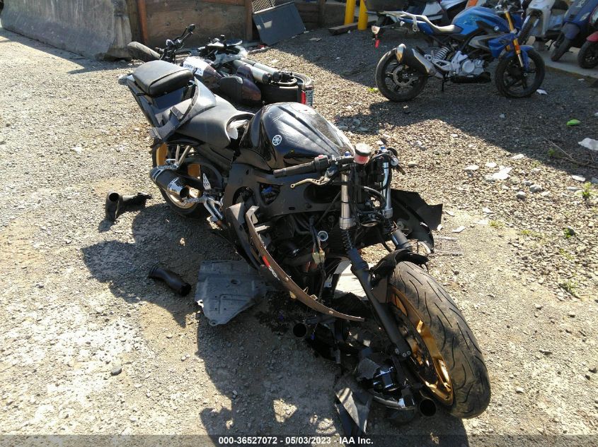 2009 YAMAHA YZFR6 S - JYARJ06EX9A041391