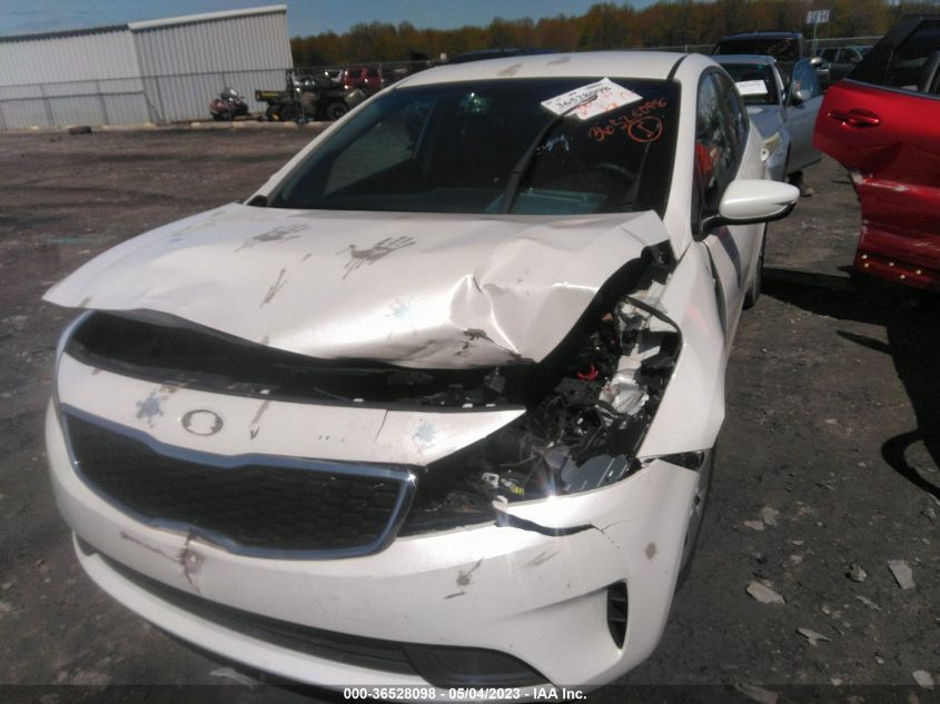 2018 KIA FORTE LX - 3KPFL4A74JE234896