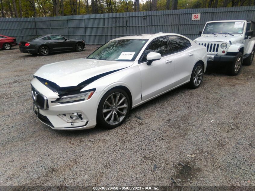 2019 VOLVO S60 MOMENTUM - 7JR102FK6KG016563