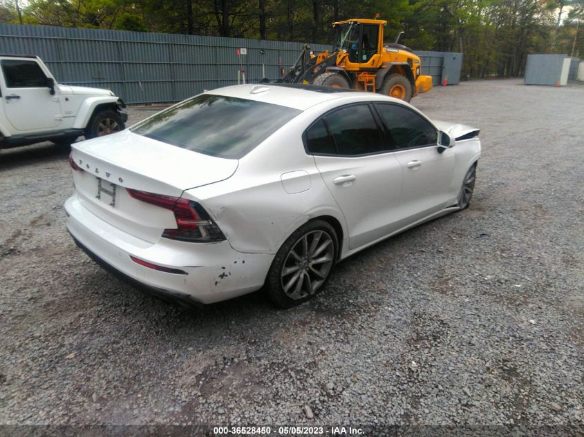 2019 VOLVO S60 MOMENTUM - 7JR102FK6KG016563