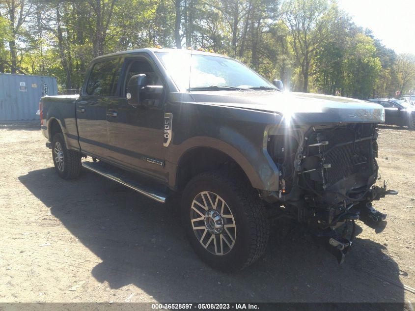 2017 FORD SUPER DUTY F-250 SRW LARIAT/PLATINUM - 1FT7W2BT2HEC05396