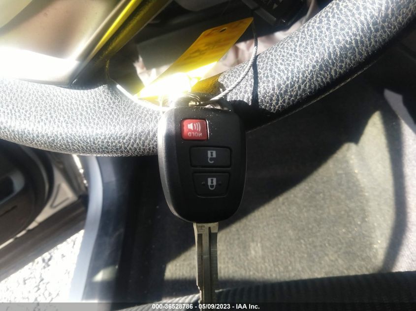 2018 TOYOTA RAV4 LE - JTMBFREV1JJ204429