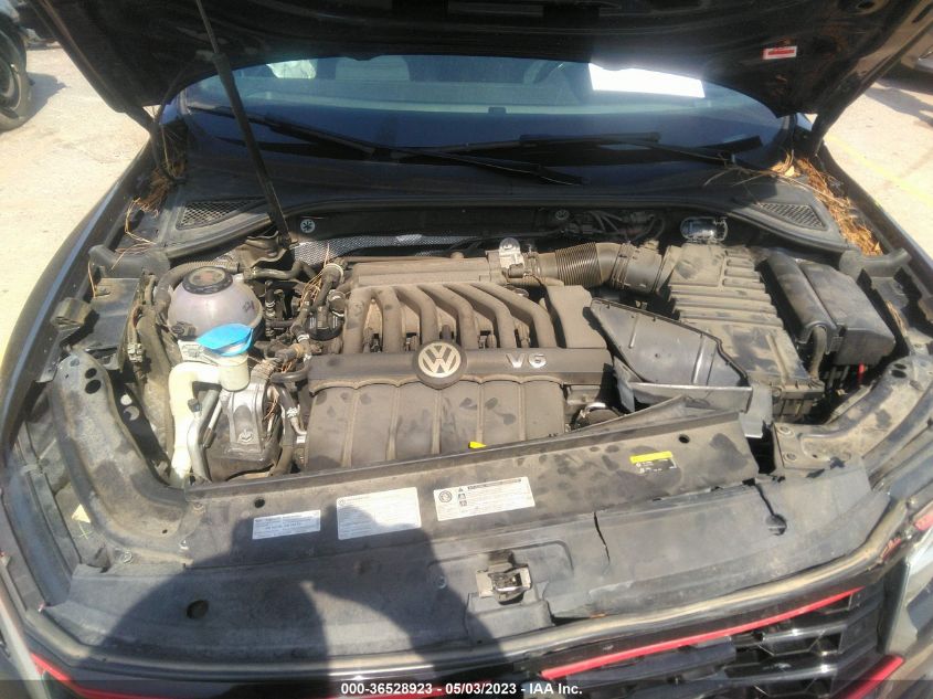 2018 VOLKSWAGEN PASSAT V6 GT - 1VWJM7A32JC032729