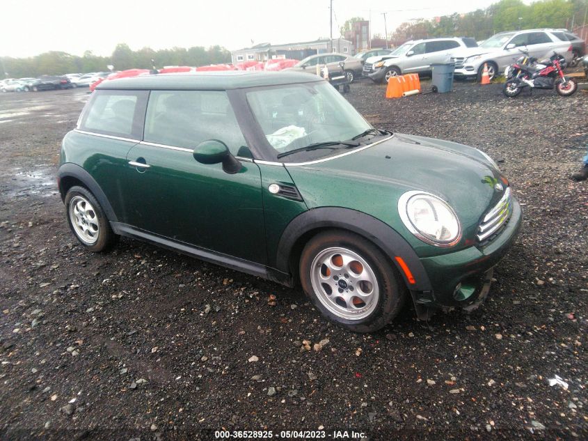 2013 MINI COOPER HARDTOP - WMWSU3C55DT375082