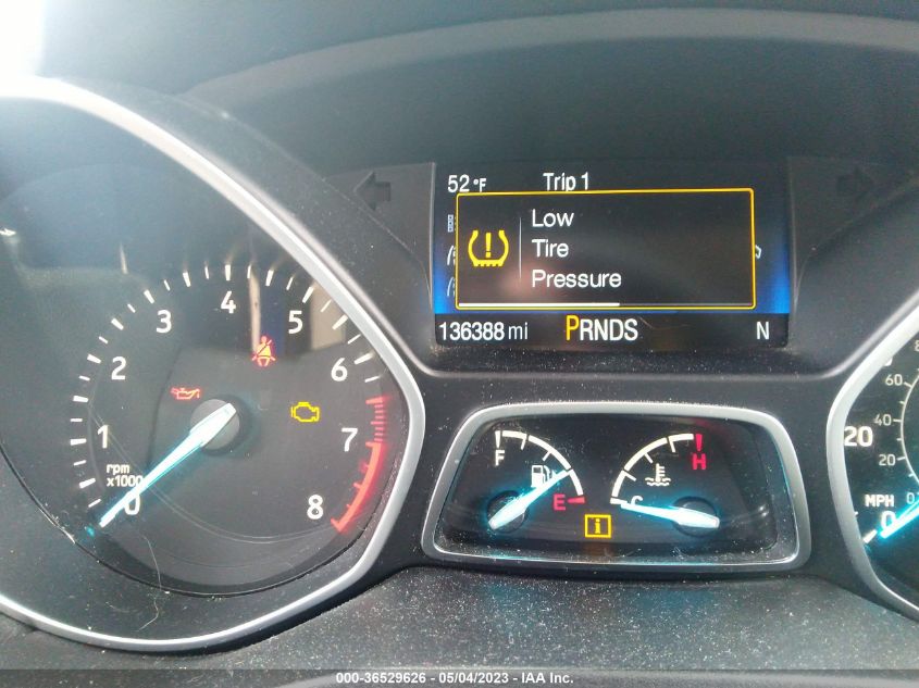 2017 FORD ESCAPE SE - 1FMCU9GD2HUA02931