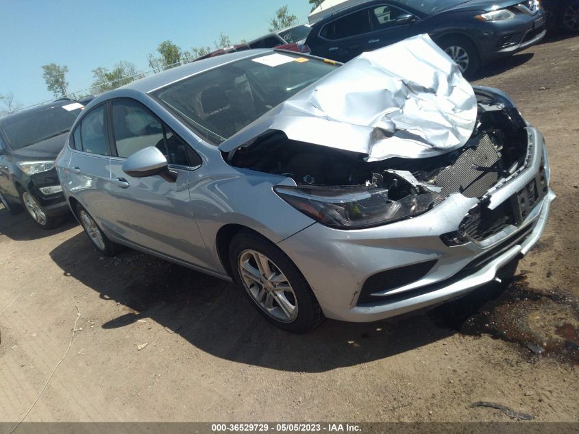 2018 CHEVROLET CRUZE LT - 1G1BE5SM3J7228213