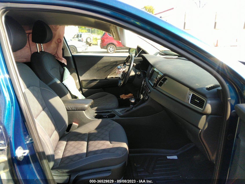 VIN KNDCB3LC5K5251178 2019 KIA NIRO LX