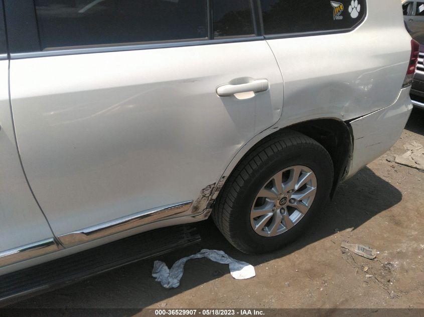 2016 TOYOTA LAND CRUISER - JTMCY7AJXG4043852