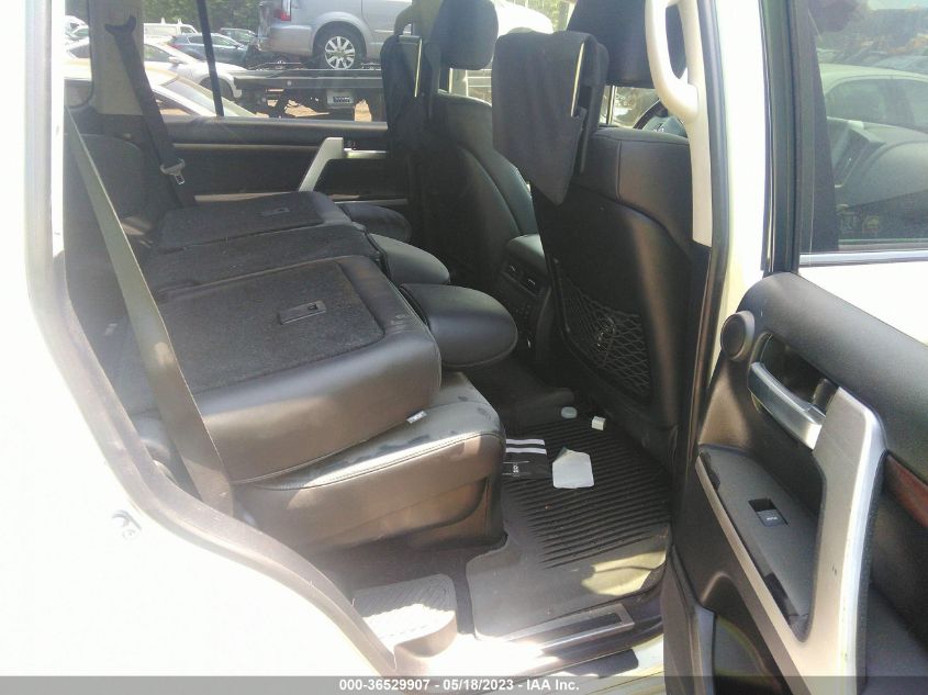 2016 TOYOTA LAND CRUISER - JTMCY7AJXG4043852