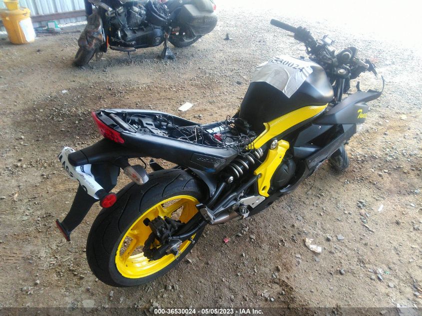 2011 KAWASAKI EX650 C - JKAEXEC1XBDA64848
