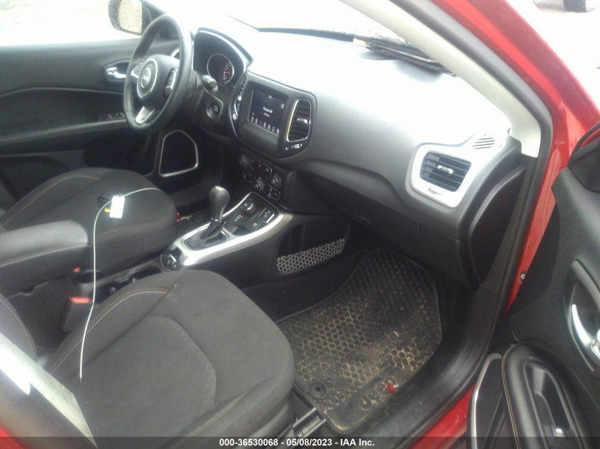 VIN 3C4NJDAB0KT689666 2019 JEEP COMPASS SPORT