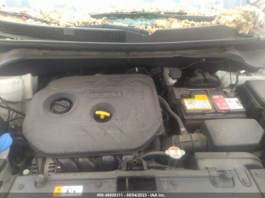2017 KIA SOUL + - KNDJP3A5XH7493863